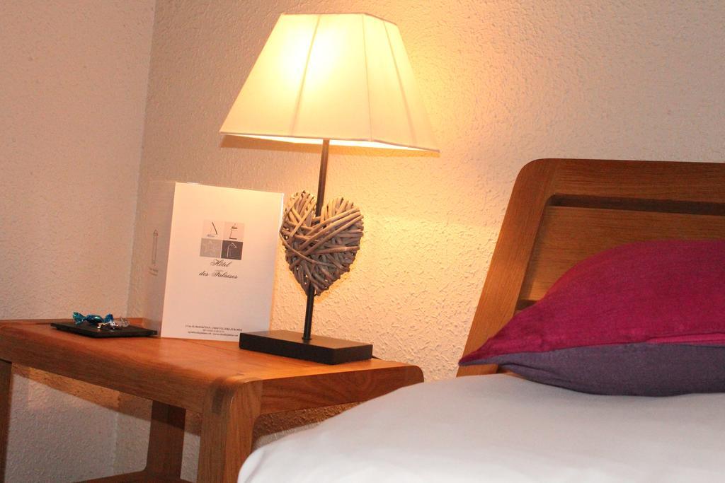 Hotel Des Falaises Villers-sur-Mer Room photo