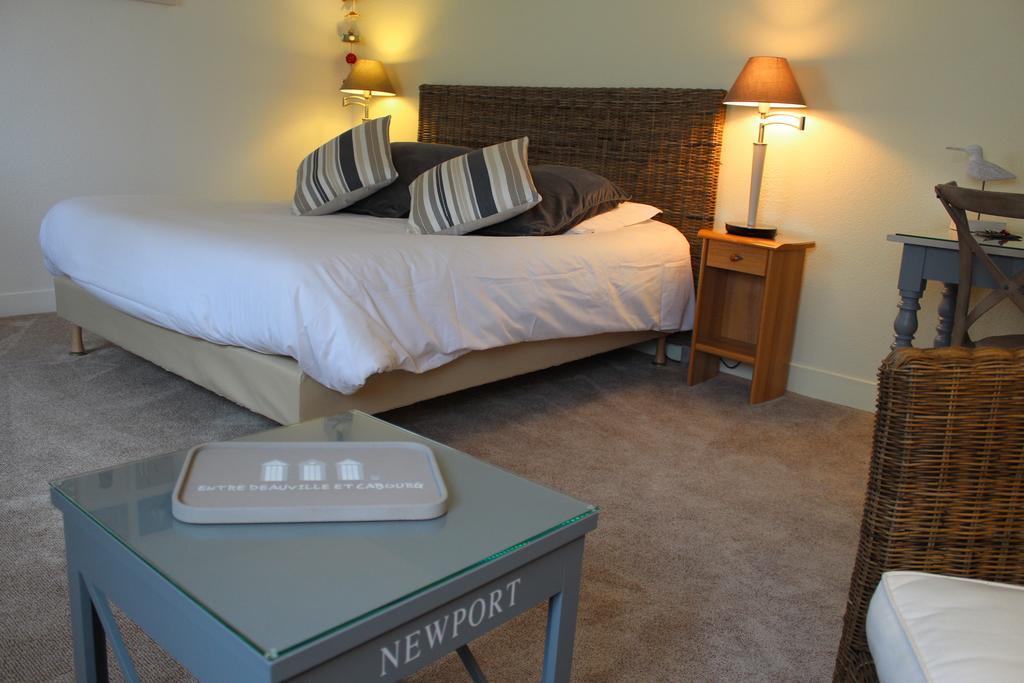 Hotel Des Falaises Villers-sur-Mer Room photo
